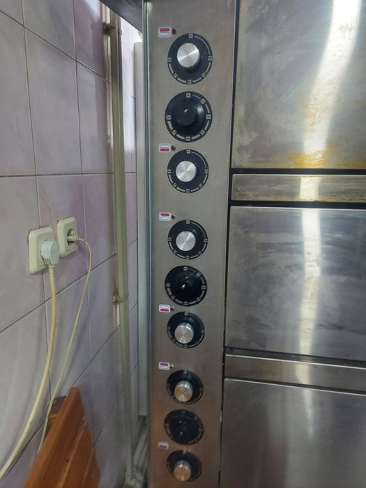 Пекарська шафа  3-х секц.  ШПЭ-3