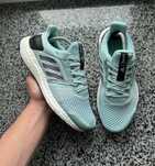 кросівки adidas ultraboost st,розмір  38