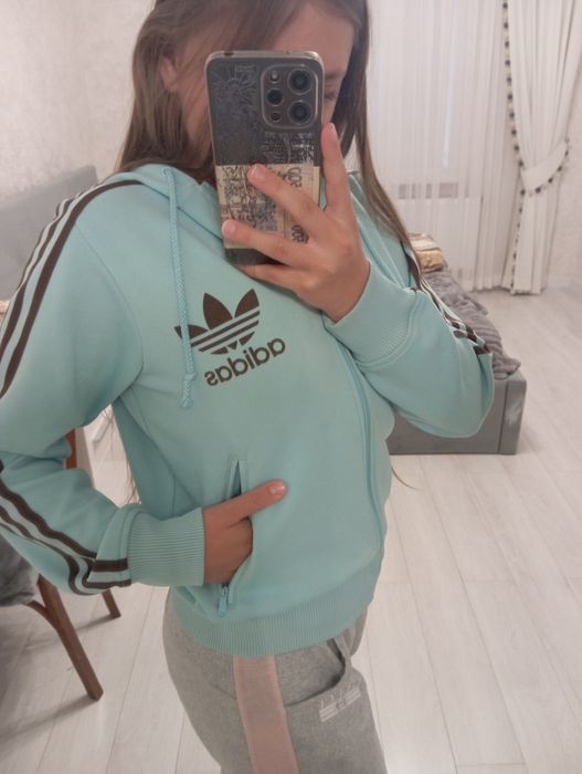 Оригінальна зібка adidas