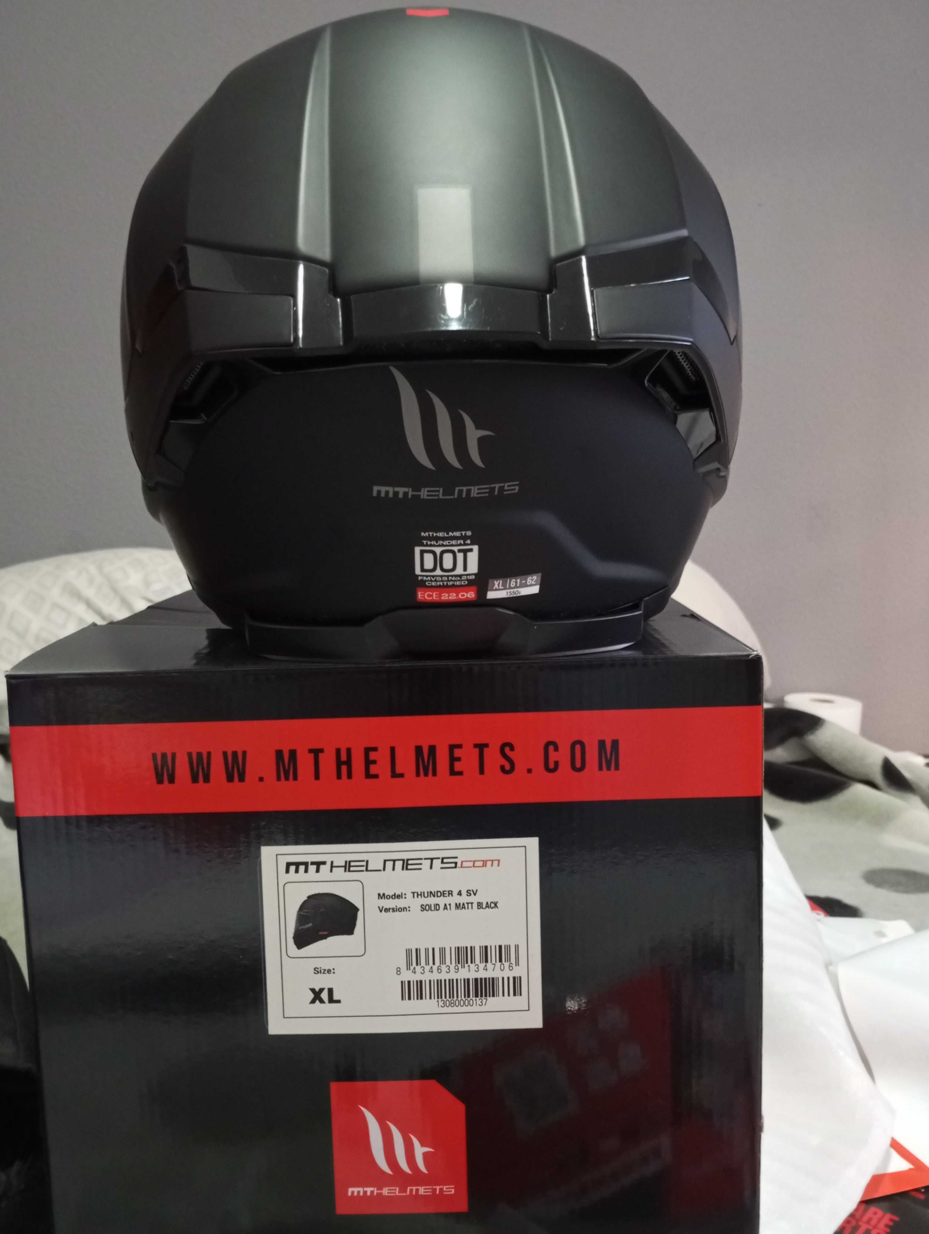 Capacete MT Thunder 4