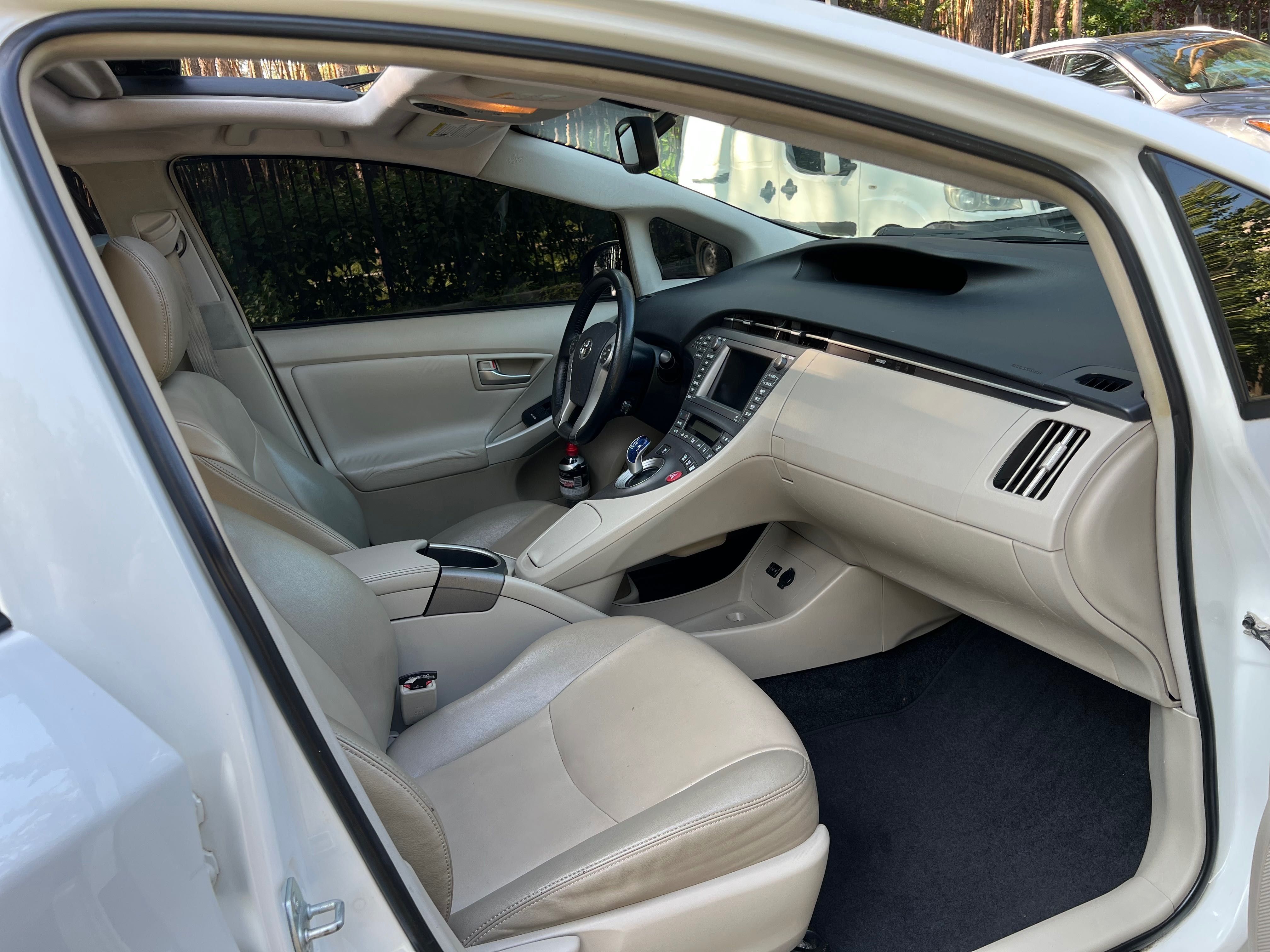 Toyota Prius 2014