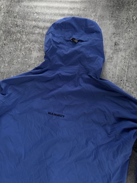 Куртка ветровка Mammut gore tex с капюшоном на мембране