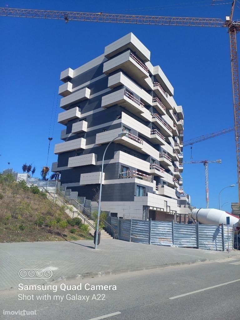 Apartamento fase final construçâo