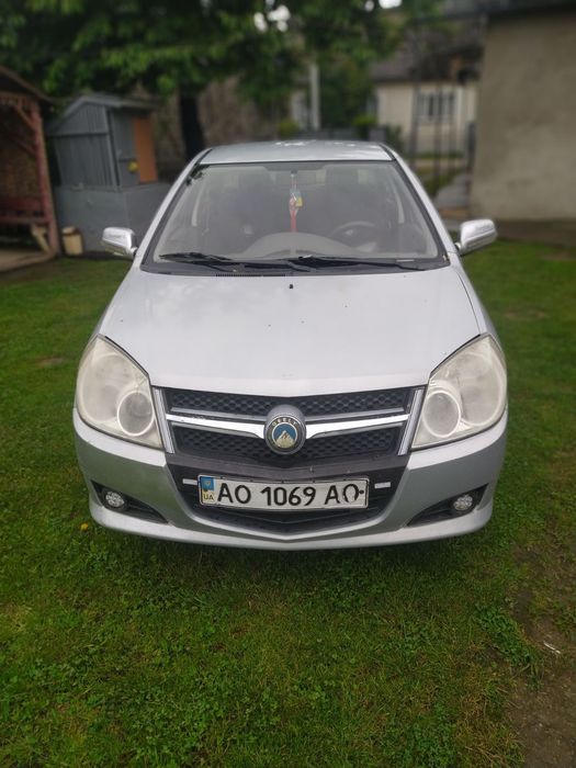 Продам машину  джелі емка