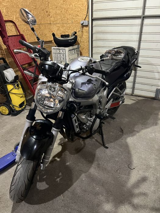 Yamaha fz6n 2008 рік