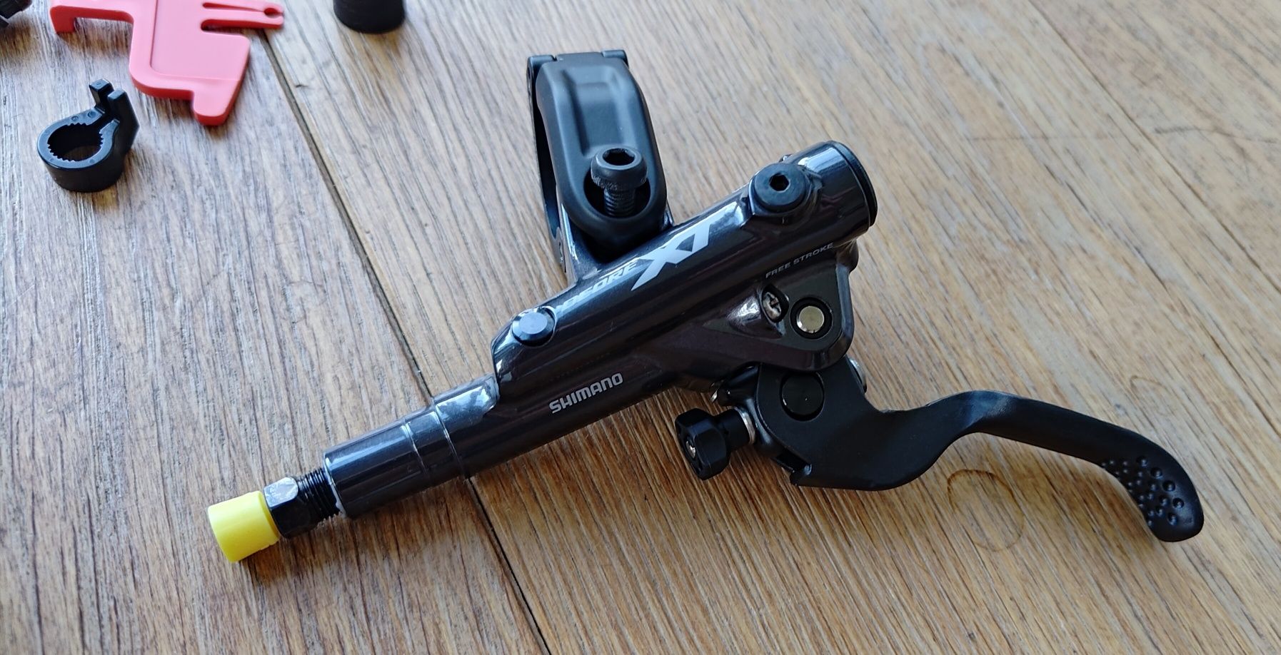 Hamulce 4-tłoki  Shimano XT BR-M8120 nowe P+T, klocki metaliczne