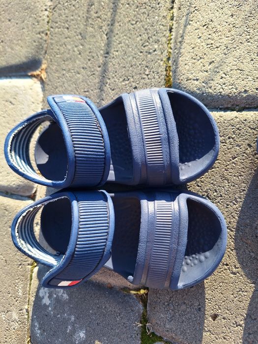 Дві пари резинових босоніжок Next 4 розміру 13,5 см