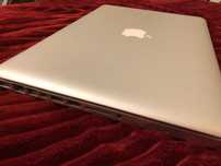 MACBOOK PRO 13.3 POLEGADAS / 8GB MHz / 480 GB sata