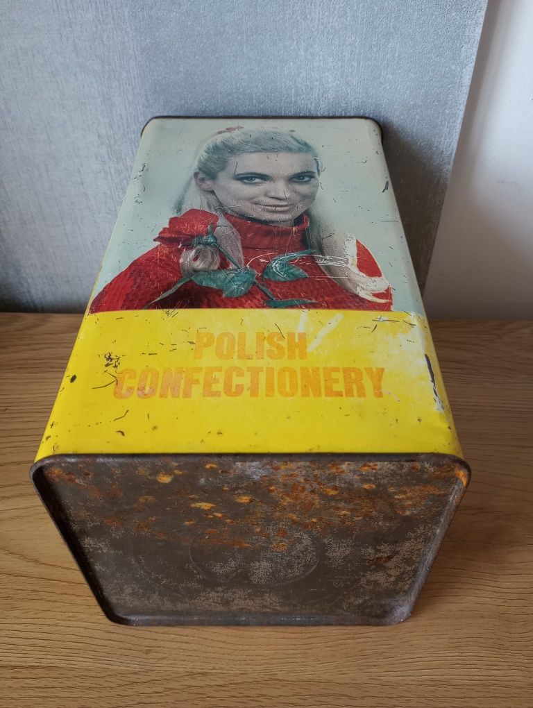 Puszka po cukierkach. Brunetka- Blondynka. Agros PRL