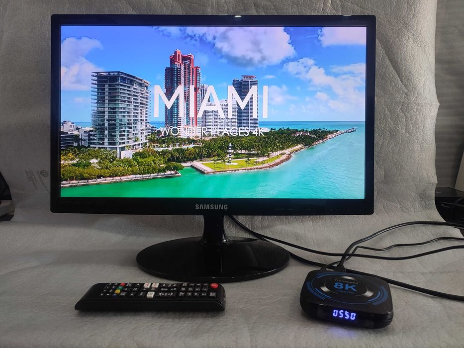 Telewizor monitor Samsung 22 całe OK HDMI
