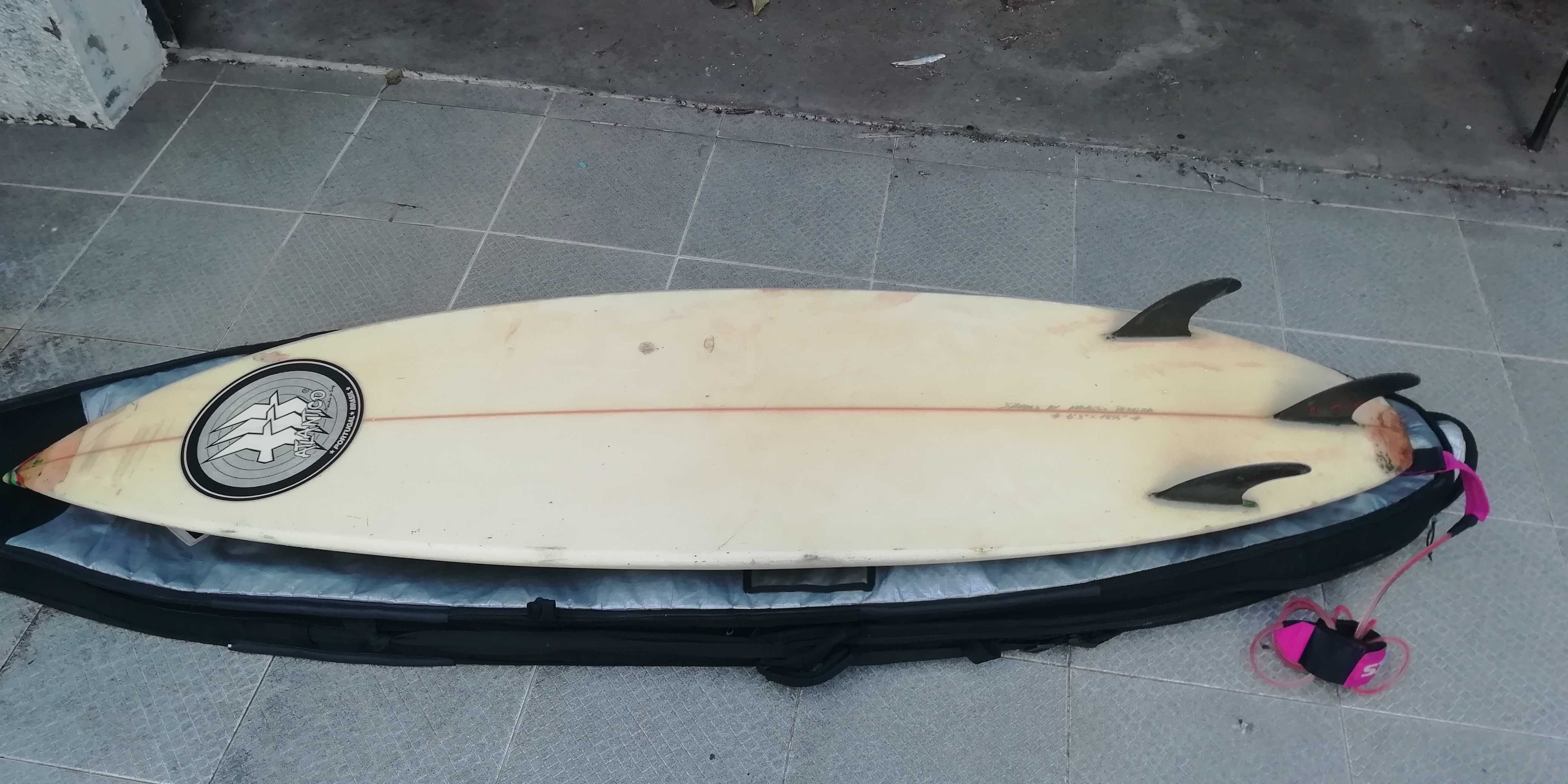 Surf material, pranchas, sacos, fato