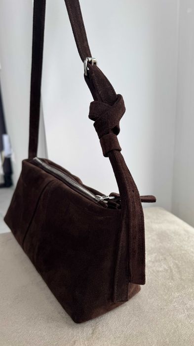 Замшева коричнева жіноча сумка