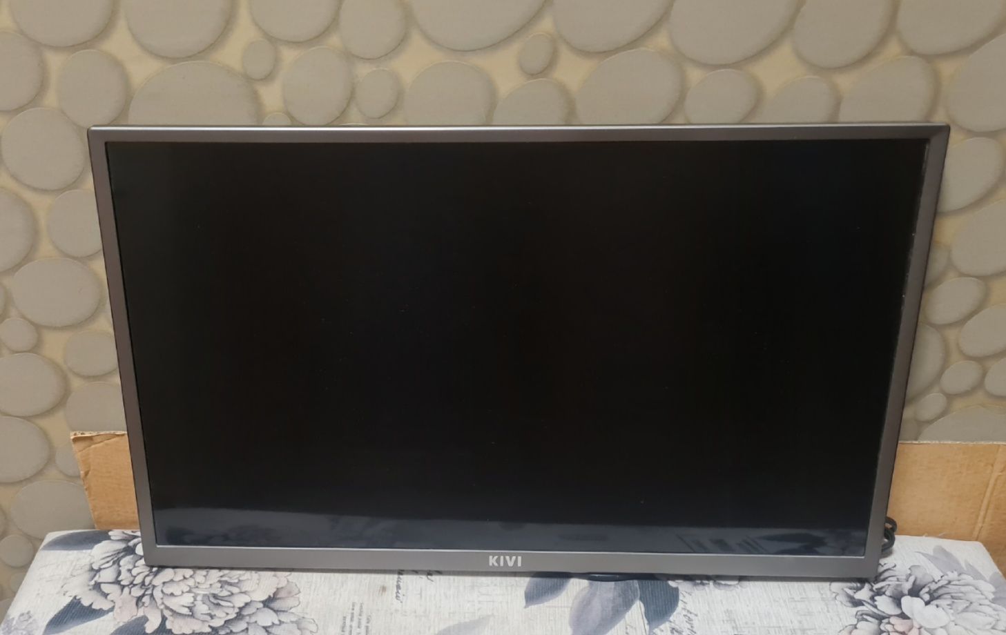 Телевізор KIVI 24" 24HK20G