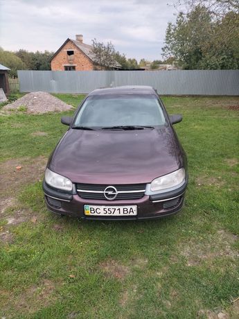 Opel  Omega  2.0