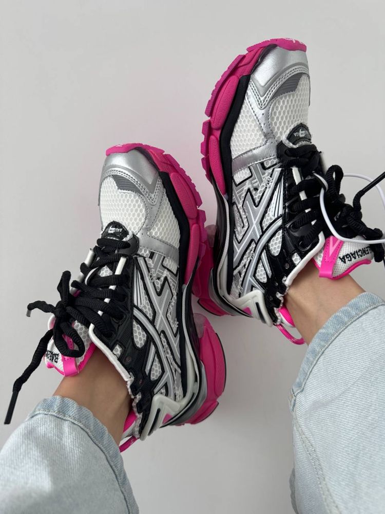 Balenciaga Runer Trainer Black Pink Silver