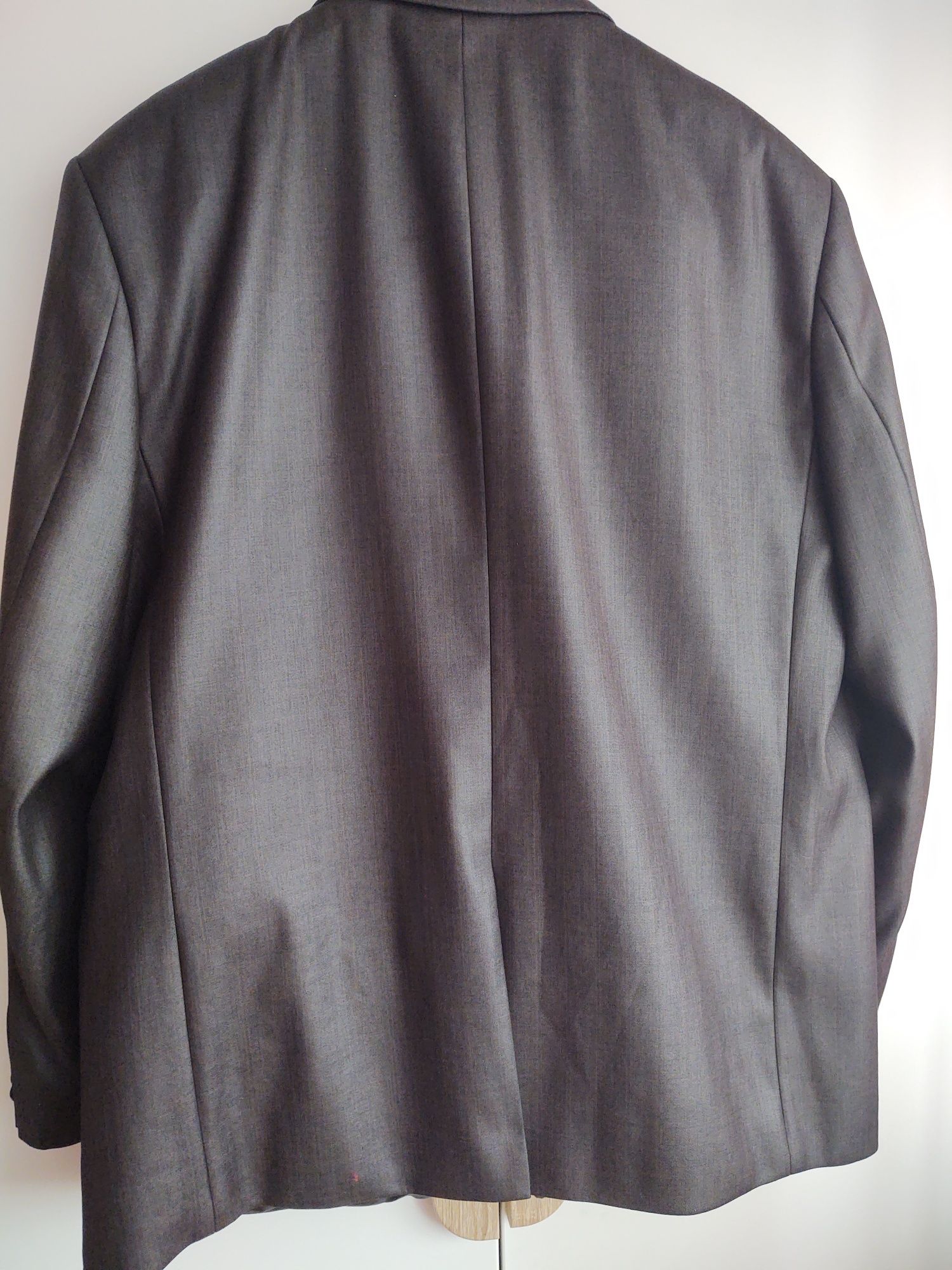 Elegancki garnitur rozm. 58
