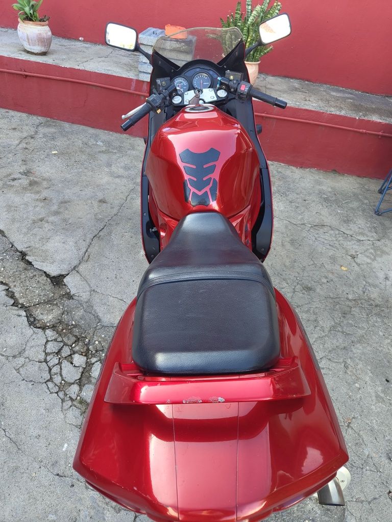 Suzuki rf900r 1994