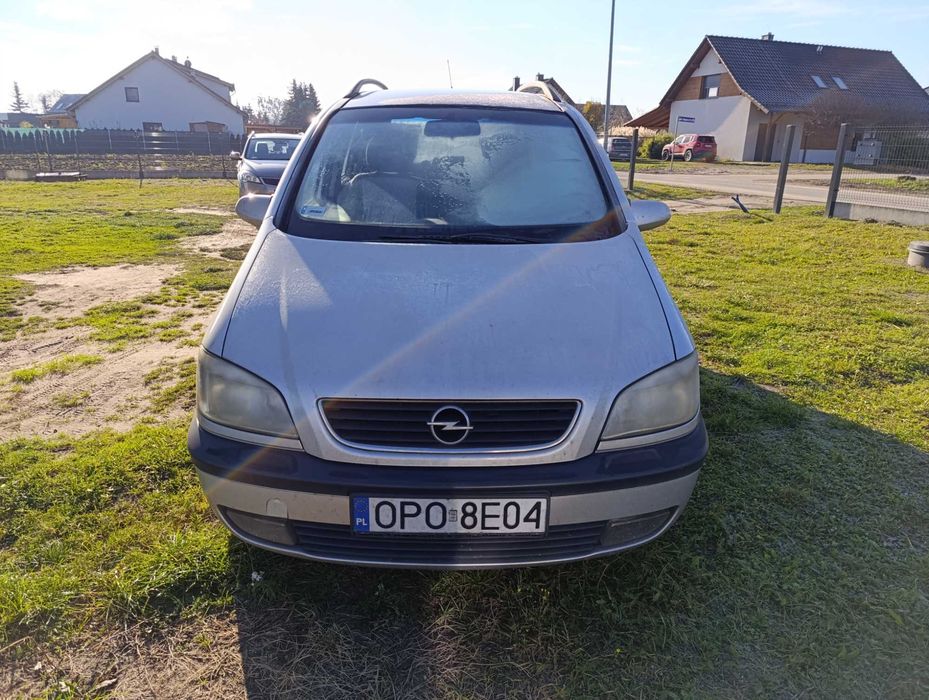 Opel Zafira A 2001 rok - rezerwacja