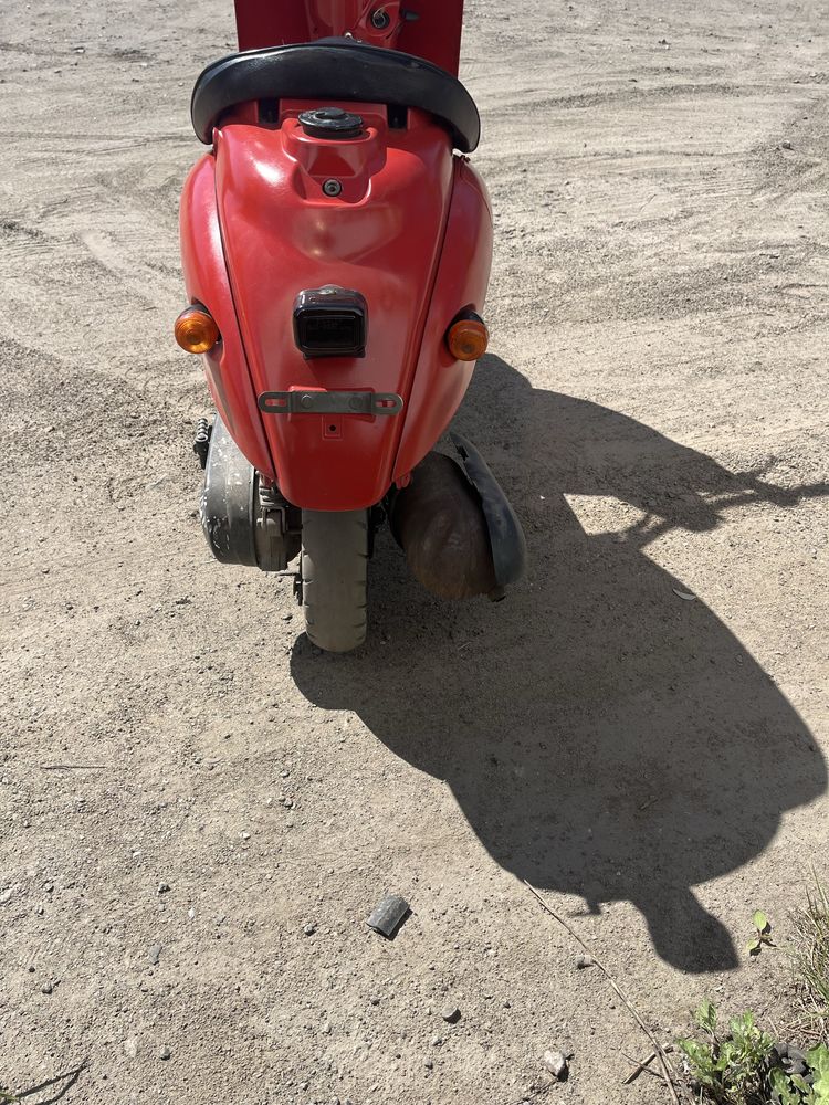 Скутер Yamaha vino 2т