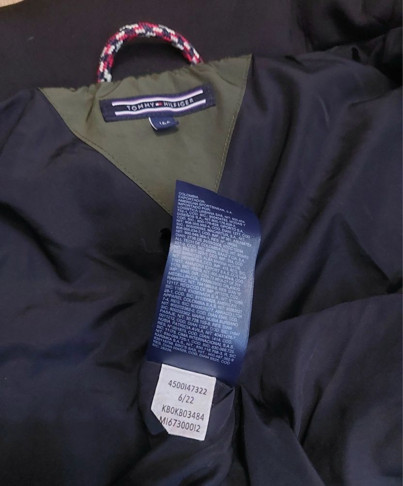 Kurtka zimowa Tommy Hilfiger Regular Fit r. 164 cm 13-15 Lat