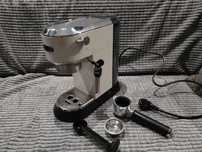 Ekspres do kawy kolbowy DeLonghi Dedica, warto !