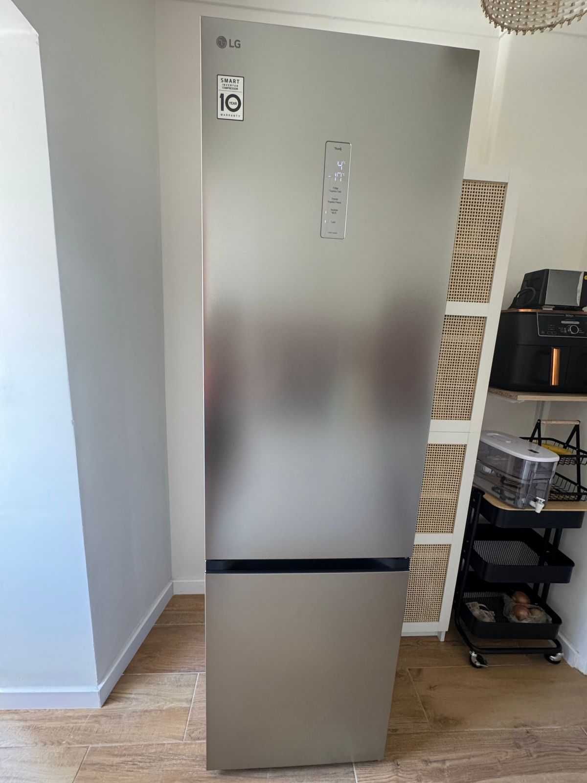 Saída do país – móveis impecáveis – Frigorífico combinado LG
