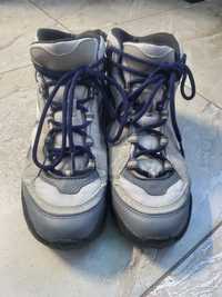 Тренінгові черевики Quechua 39