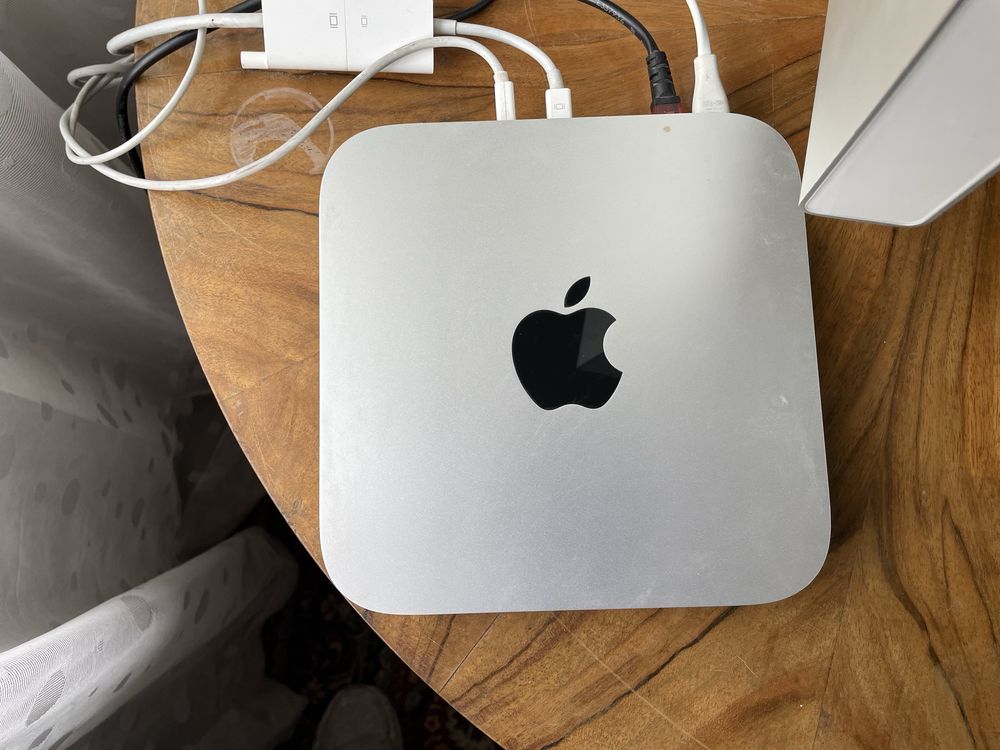 MacMini 500hdd, 4 GB, mysz, przejściówki - wszystko sprawne