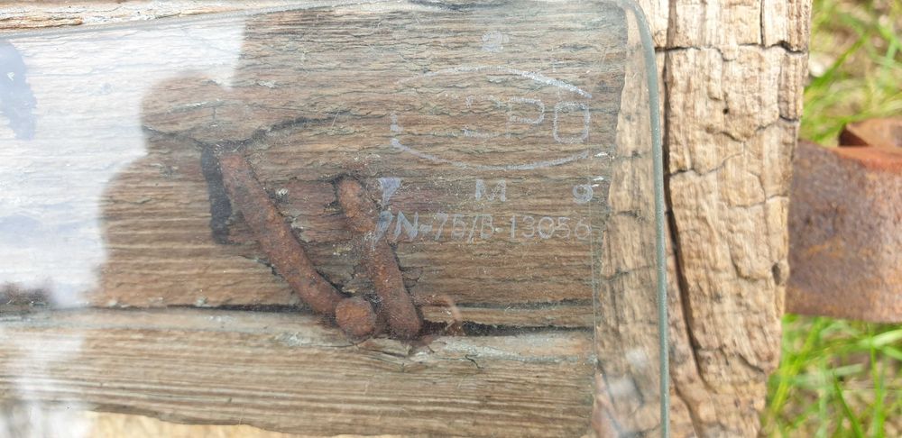 Szyby, szyba tylna, przednia, boczna, Syrena 104,105 PRL