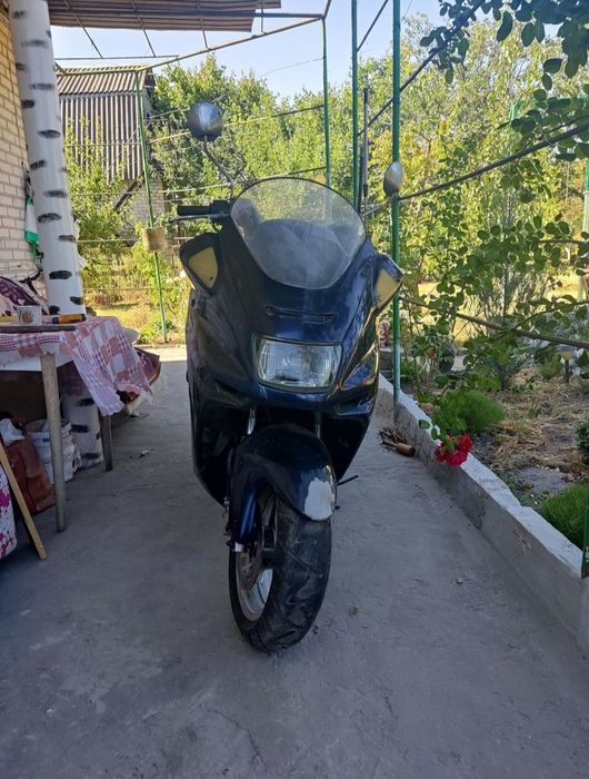 Продам скутер макси Boss 250 кубов