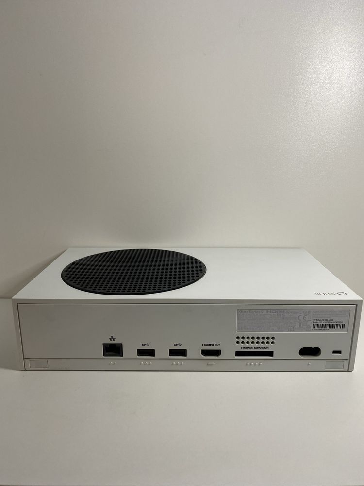 Xbox Seris S + Геймпад + Оригінальний акумулятор