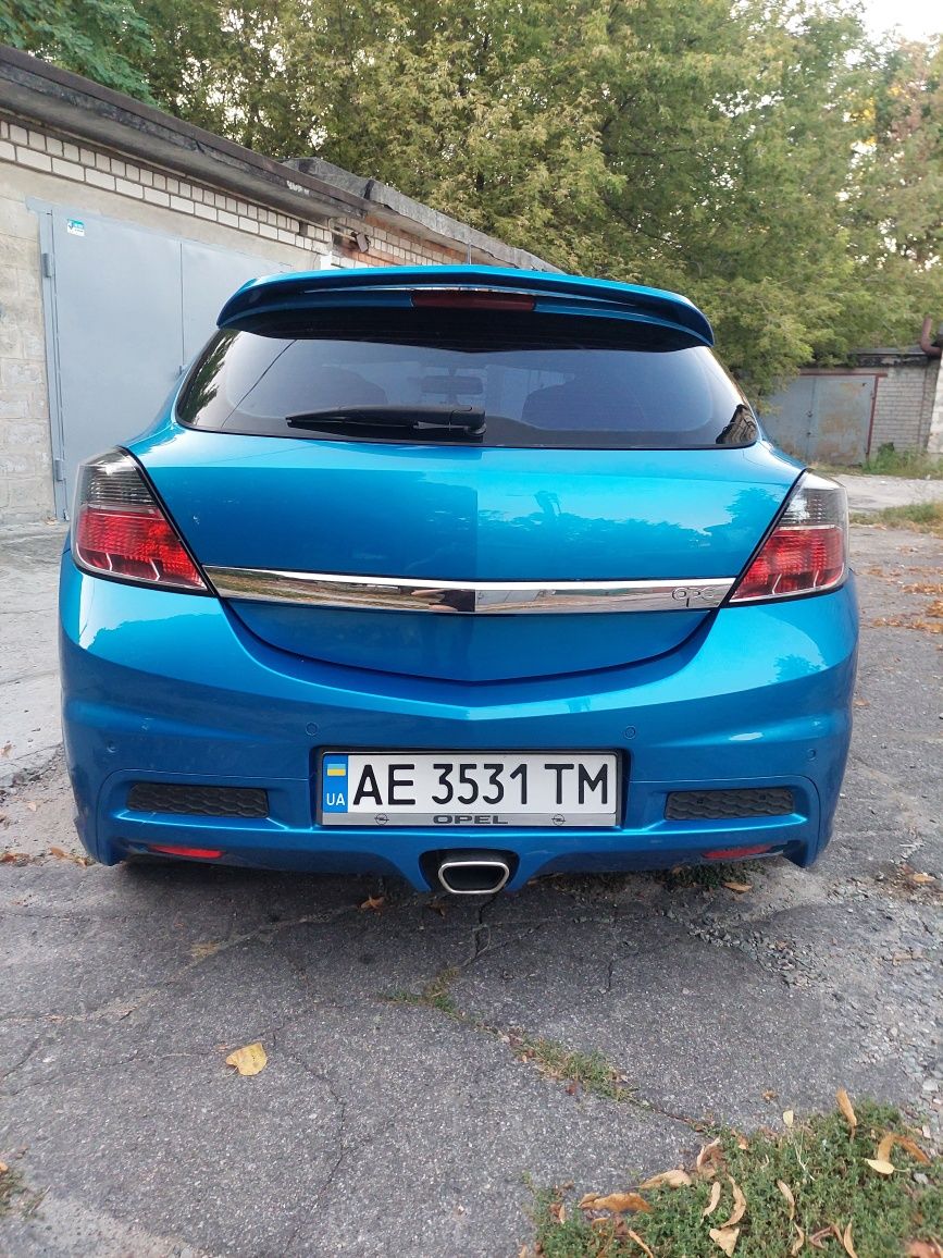 Opel astra h opc