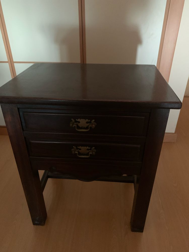 Mesa de cabeceira