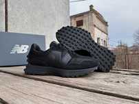 New Balance 327 Full Black