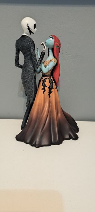 The Nightmare Para Showcase Couture de Force Enesco Disney Jack, Sally