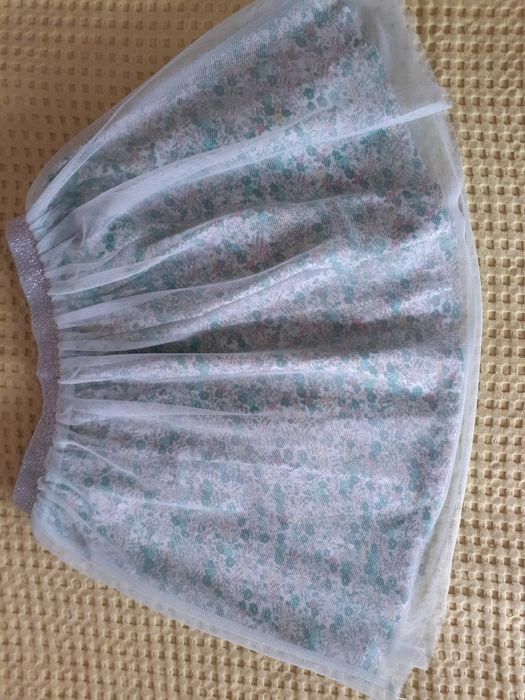Tutu H&M T.4-6 anos