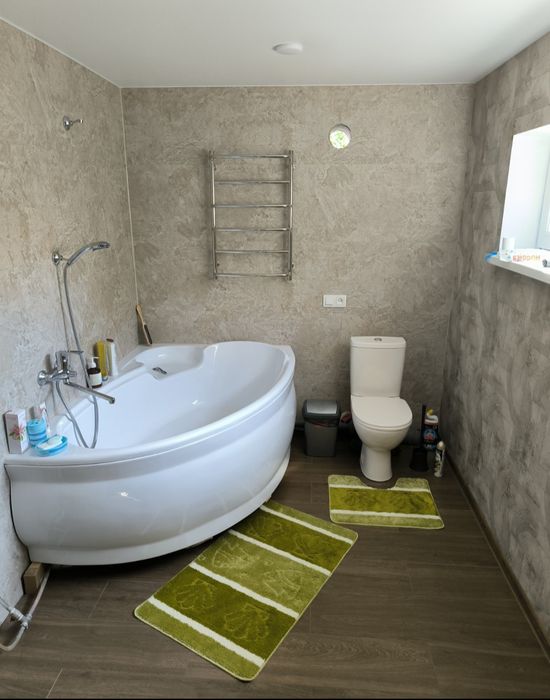 Подобово двокімнатна на Лікарняній, Верхня Хортиця