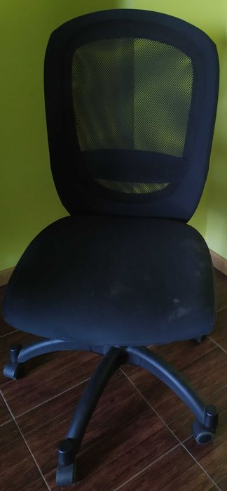 Krzesło obrotowe biurowe IKEA VILGOT na kółkach