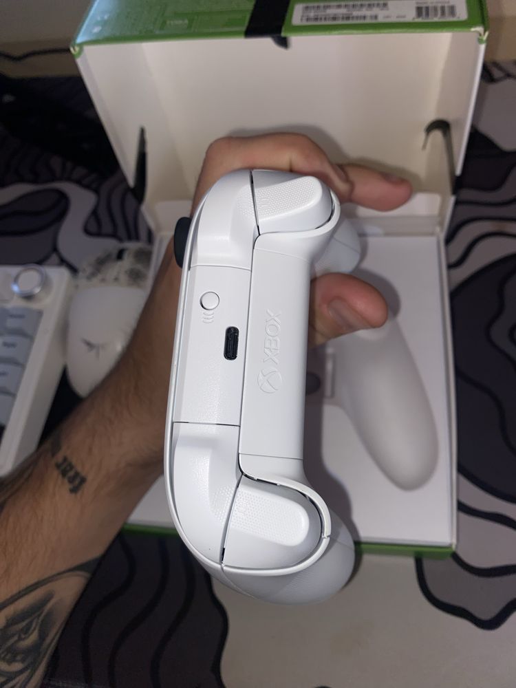 Геймпад xbox wireless robot white