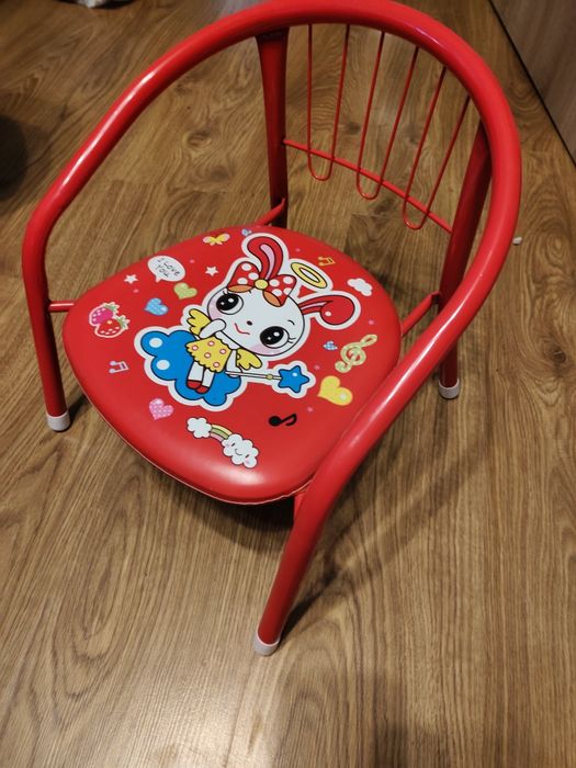 Krzesełko dziecięce