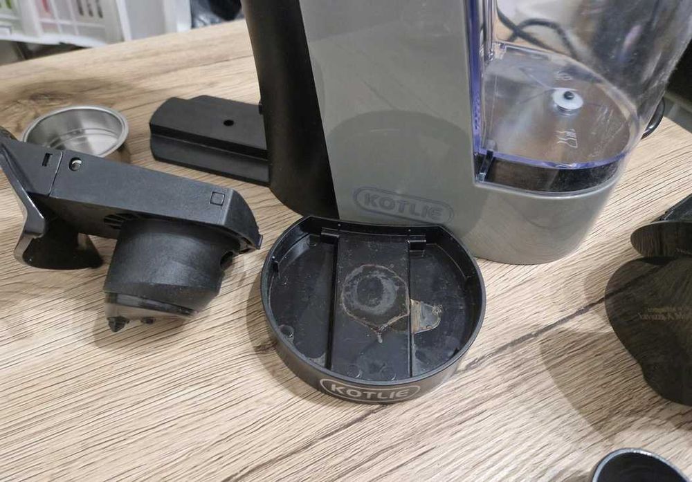 Ekspres do kawy kapsułkowy 5W1  1400W BIAŁY - mały defekt