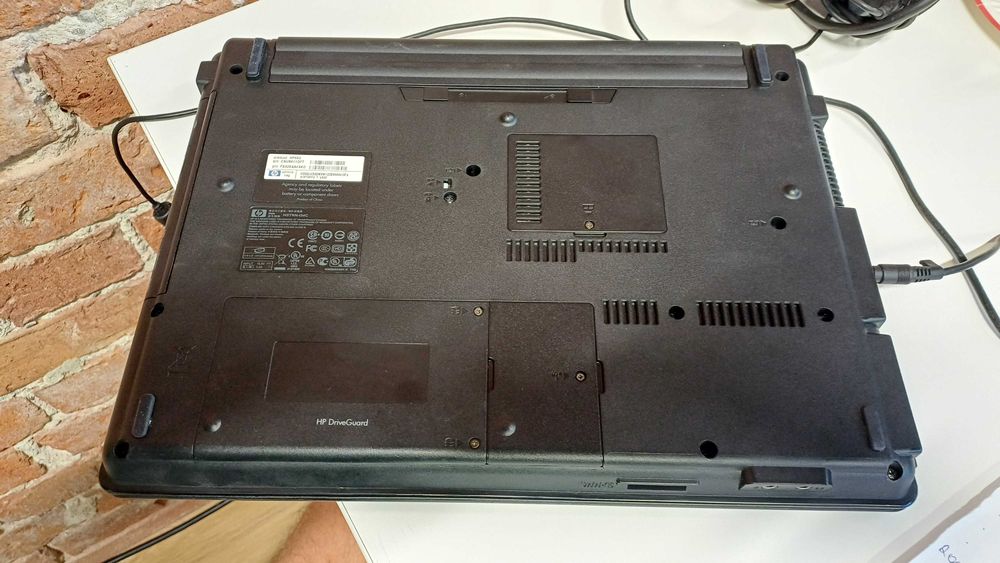 HP 550 Hewlett Packard laptop sprawny