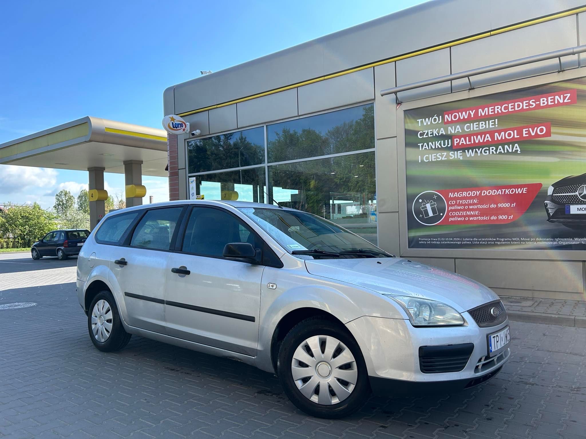 Ford Focus 1.6 90KM