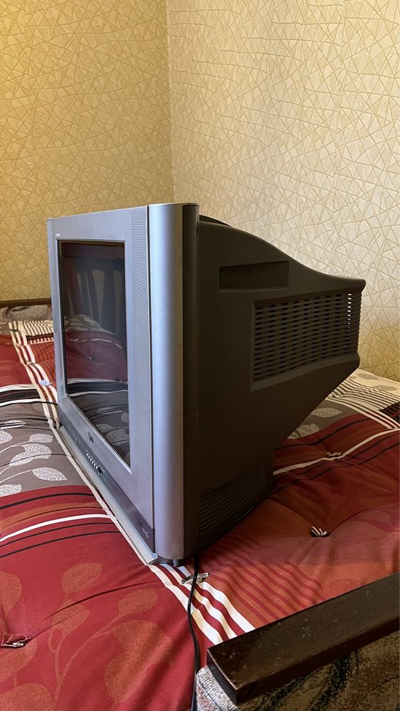 Продам телевизор рабочий