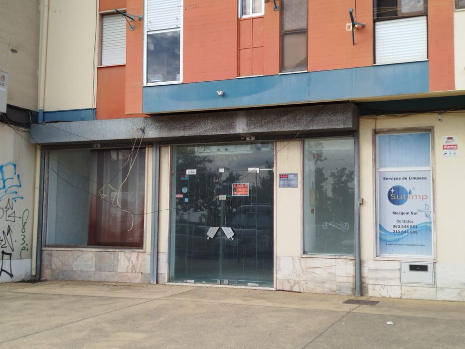 Arrendamento de espaço comercial barreiro