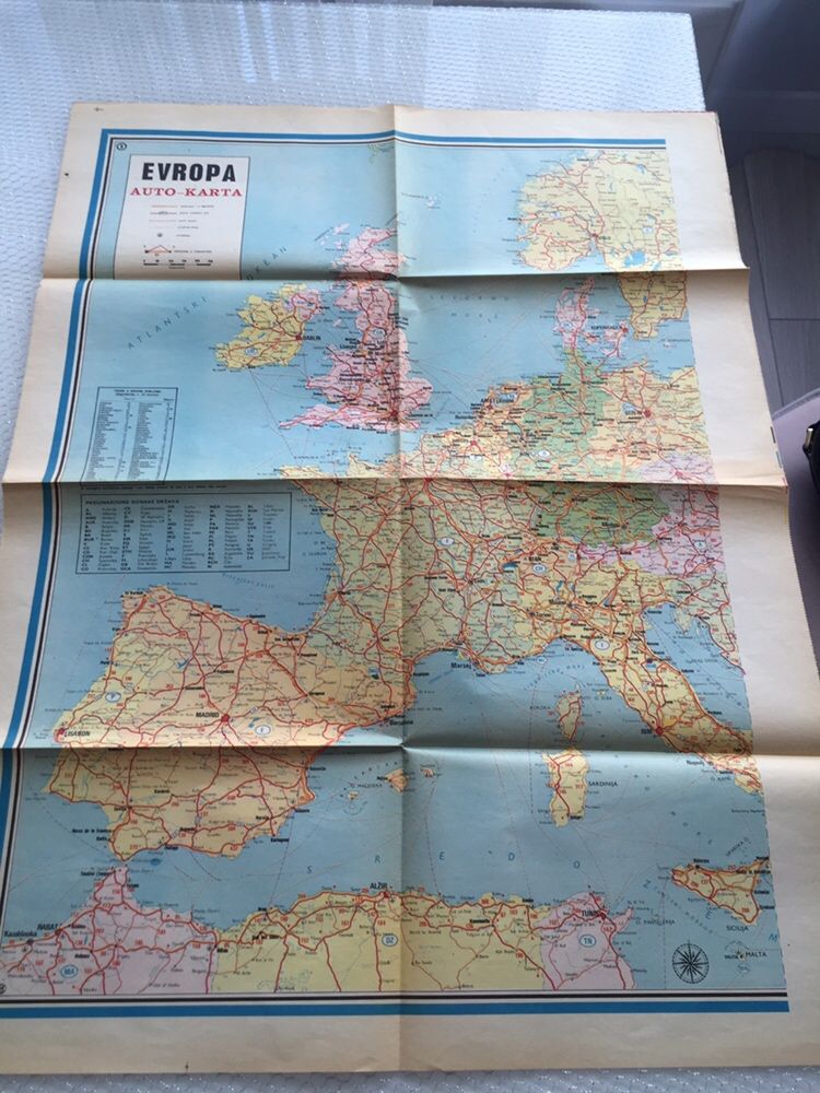 Карты: Европа (авто) и политическая 1979 год