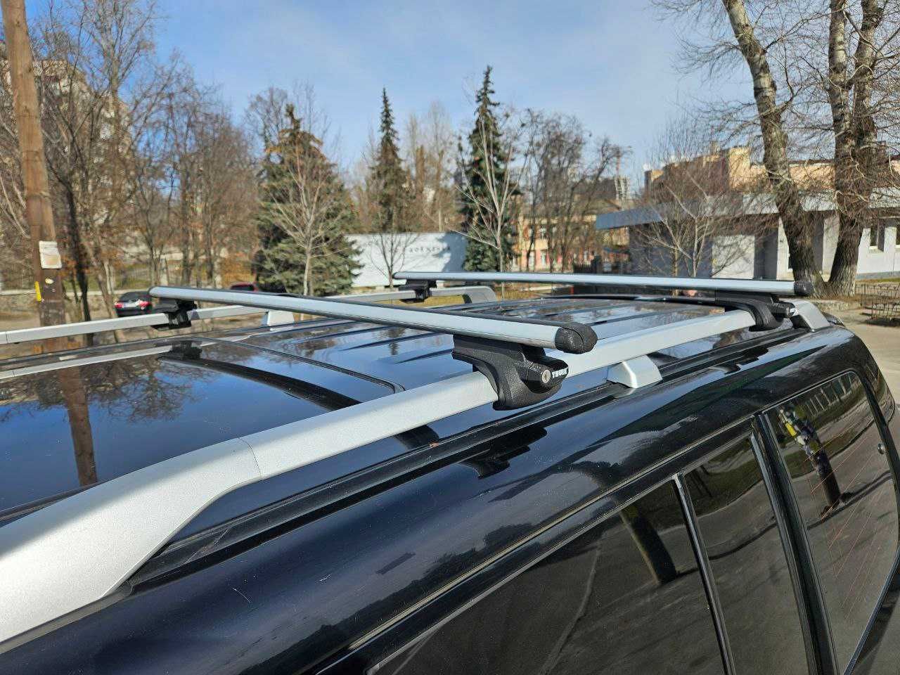 Поперечины Thule для Mitsubishi Pajero Wagon