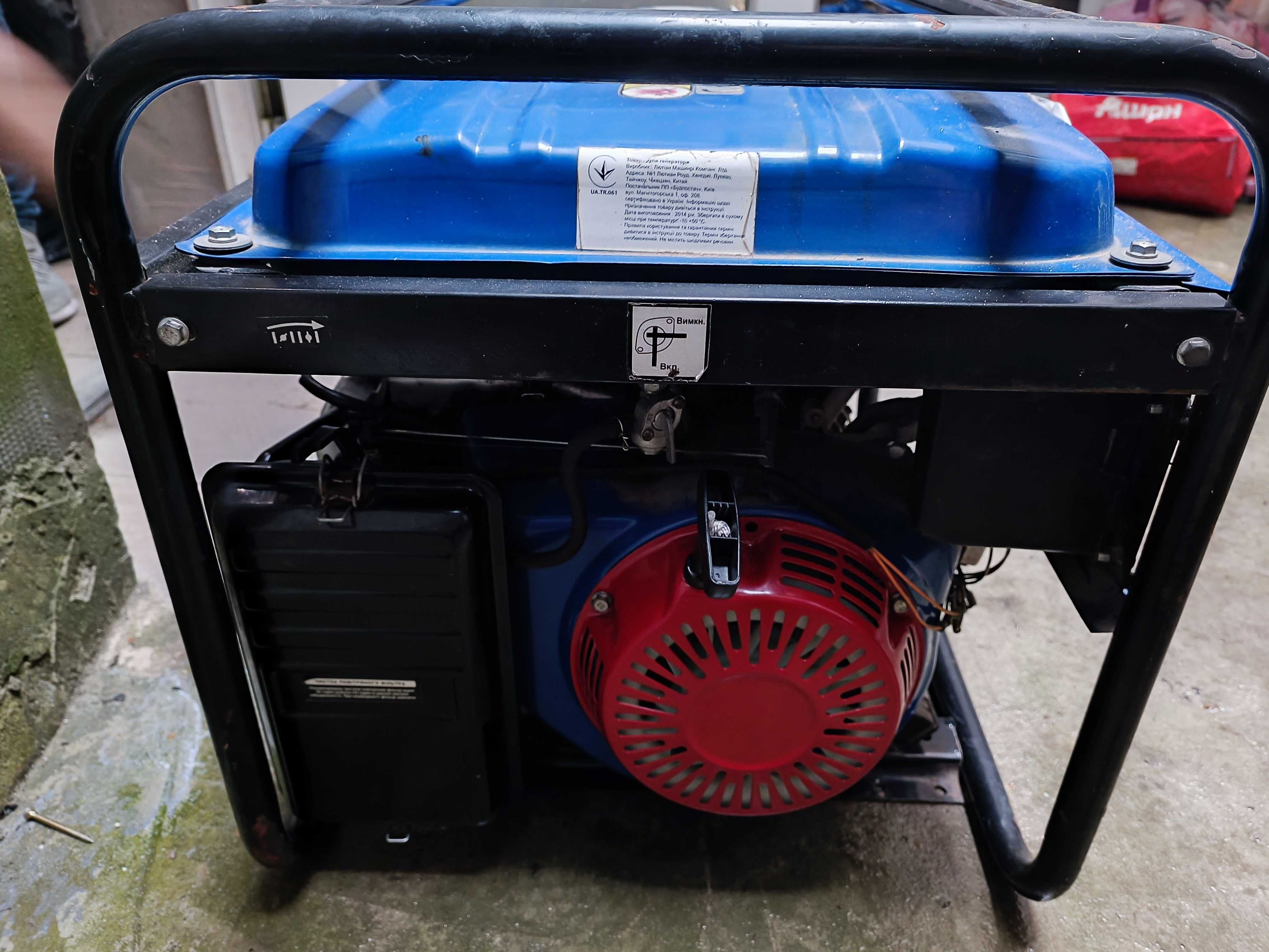 генератор бензиновий Werk WPG 8000 6,5кВт 1 фаза AVR