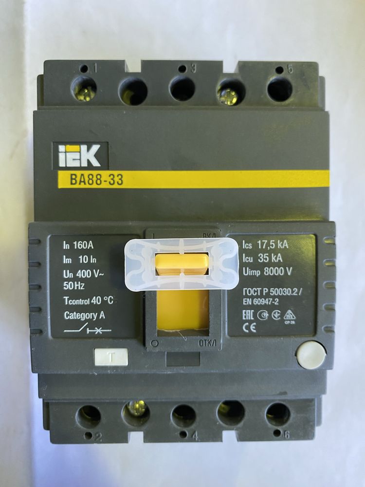 Автоматичний вимикач ВА88-33 160a 35ka IEK