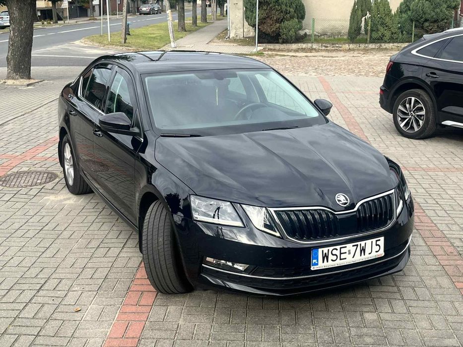 Skoda Octavia Style 1.4 TSI 110KW Czarna perła